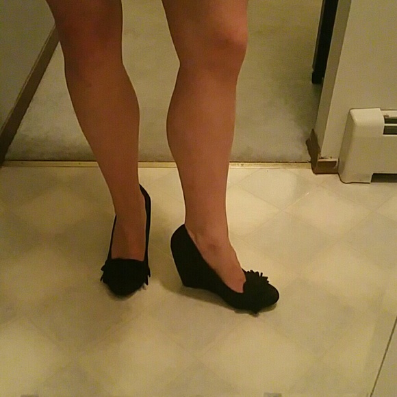 Shoes - Picture 7 of 7